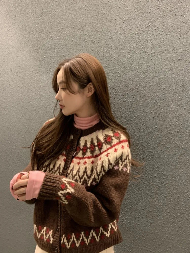 Winter Retro Cardigan - beumoonshop